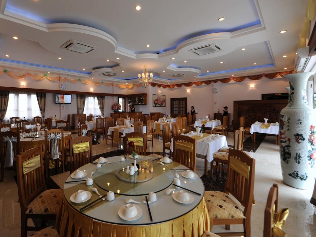 The Golden Lake Hotel Naypyidaw Extérieur photo