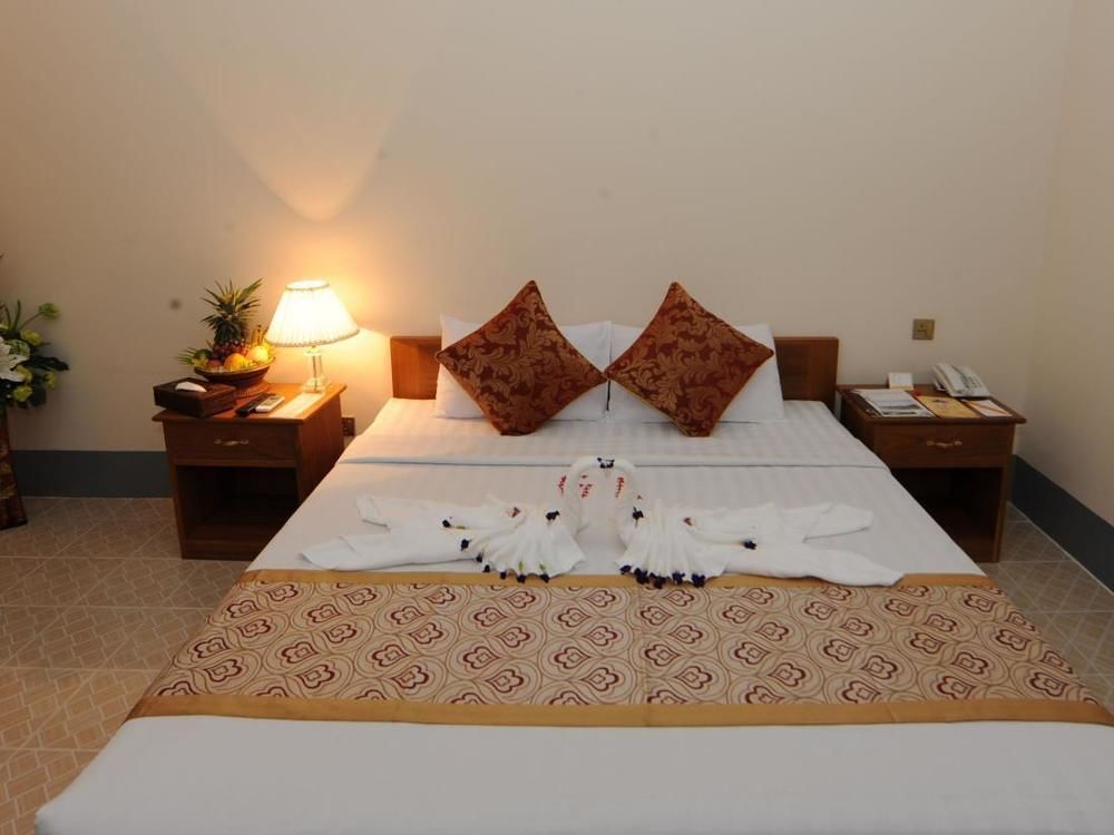 The Golden Lake Hotel Naypyidaw Extérieur photo